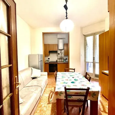 Flat Up To 6 People In The Center Of Turin. * Turin